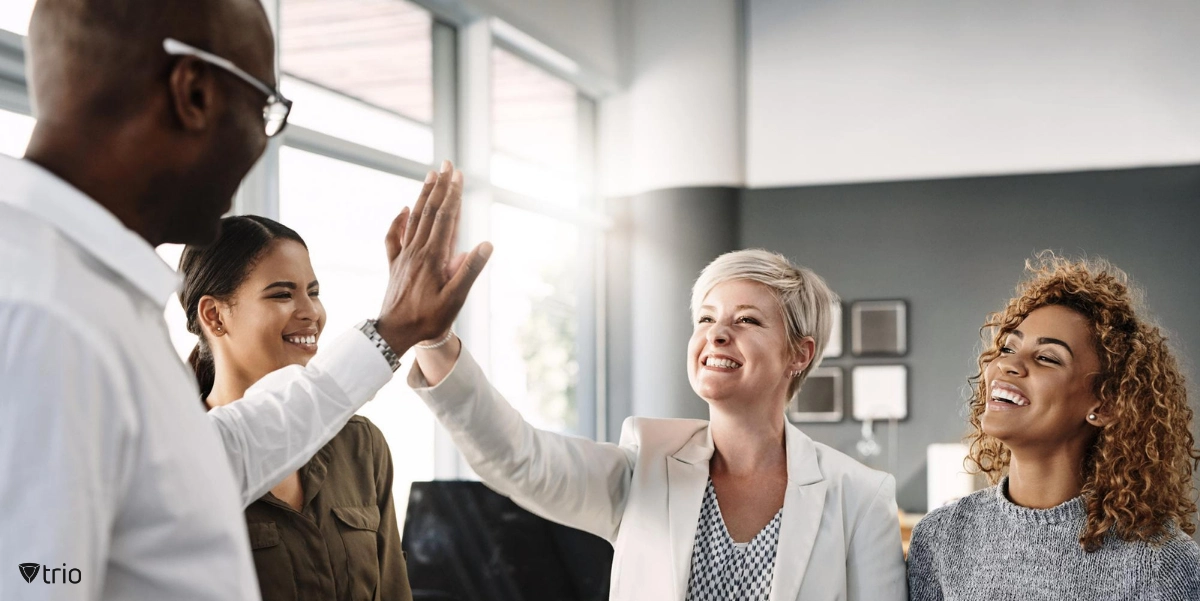 Employee saying goodbye to his boss and team after automated offboarding