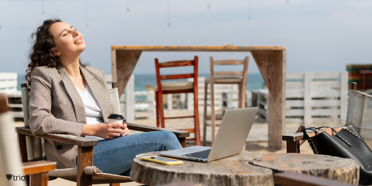 Employee giving remote access to IT admin